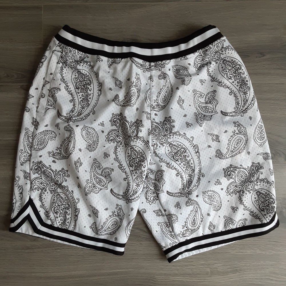 CSG Mens Paisley Mesh Basketball Shorts White Black Striped Trim XL RN 69778